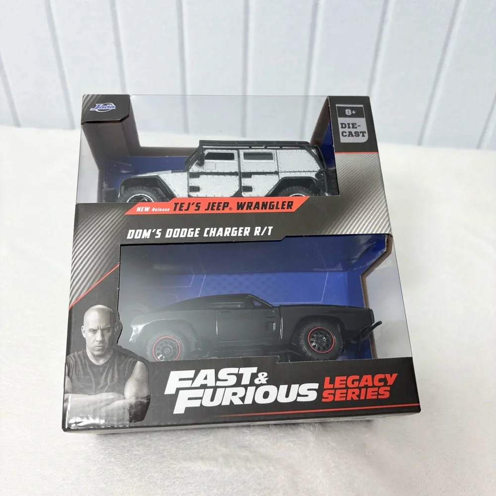 Fast &‎ Furious Jada Cars Dom's Dodge Charger R/T 1970 & Tej's Jeep Wrangler